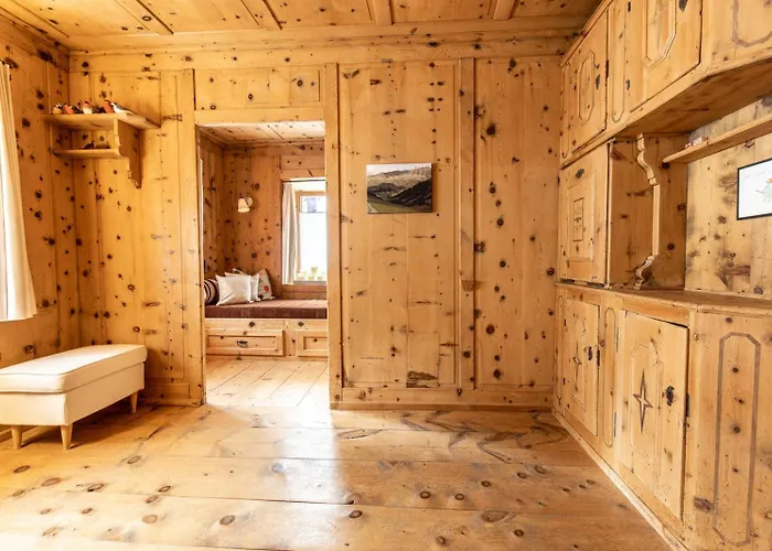 Apartman Chasa Punt 43 *